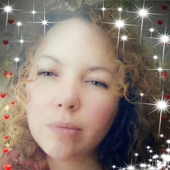 Meet your Posher, Renee - Picture 1 of 1